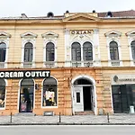 Piata Sfatului Brassai Apartments